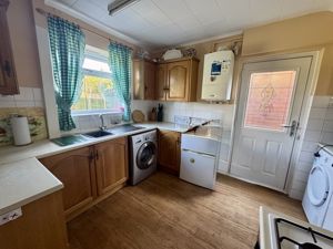 Kitchen- click for photo gallery